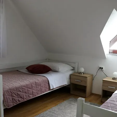 Apartment Filomena Smoljanac Exteriör bild